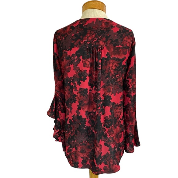 Vince Camuto Red Ruffled Bell-Sleeve Top Blouse Sz Small - Picture 6 of 9